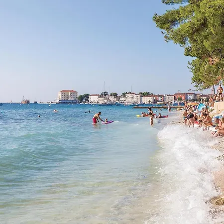 Stunning In With Wifi Appartement Poreč