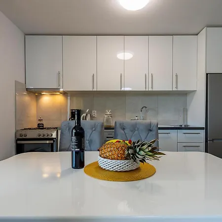2 Bedroom Amazing In דירה