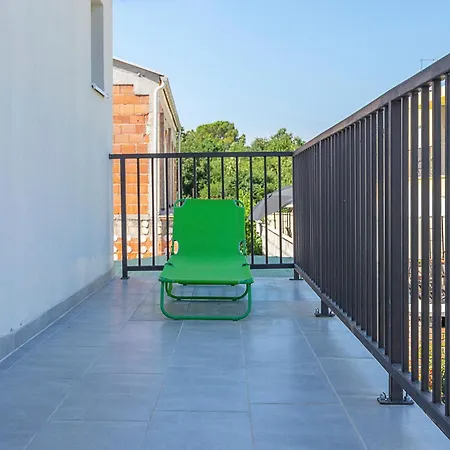 2 Bedroom Amazing In דירה *